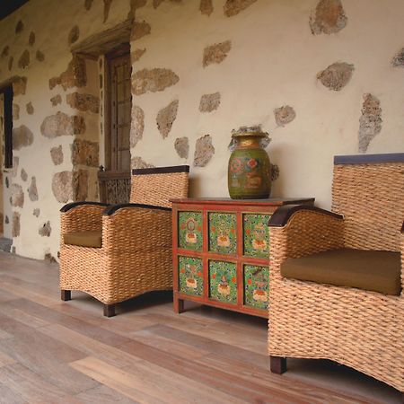 Hotel Boutique Oasis Casa Vieja La Oliva Esterno foto