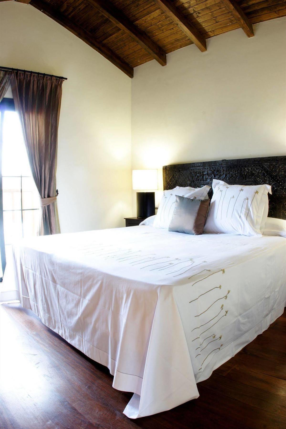 Hotel Boutique Oasis Casa Vieja La Oliva Esterno foto
