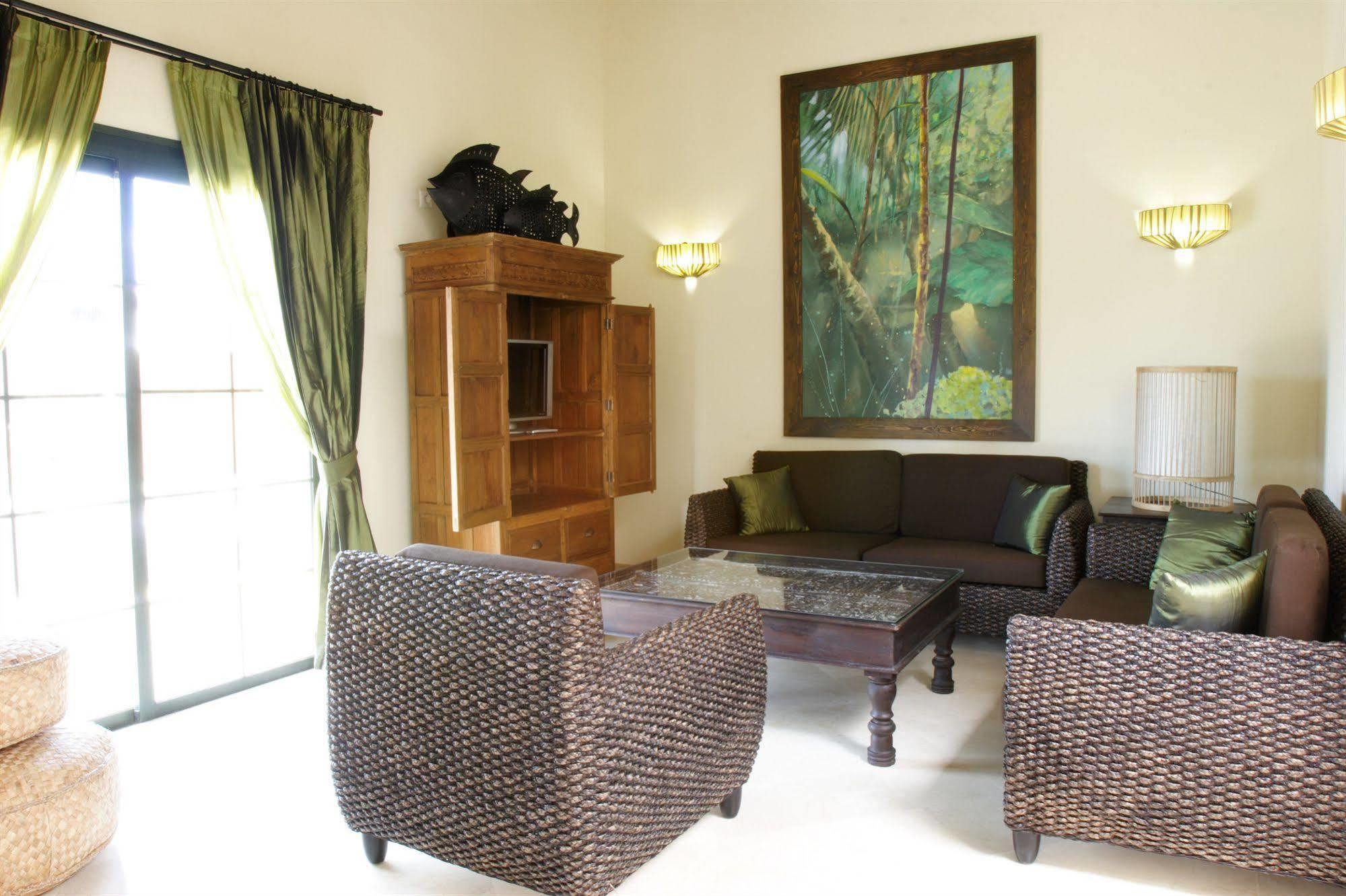 Hotel Boutique Oasis Casa Vieja La Oliva Esterno foto