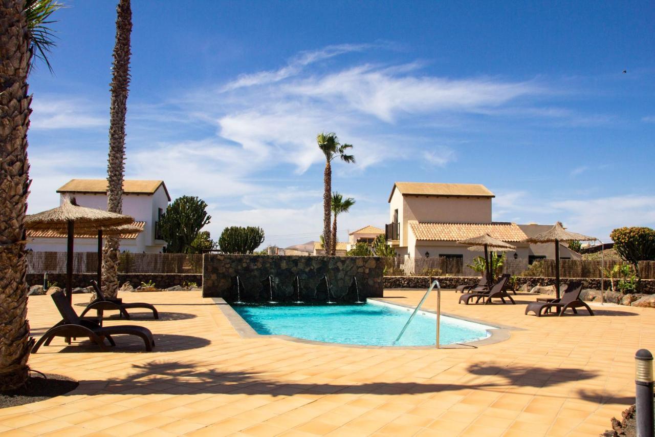 Hotel Boutique Oasis Casa Vieja La Oliva Esterno foto