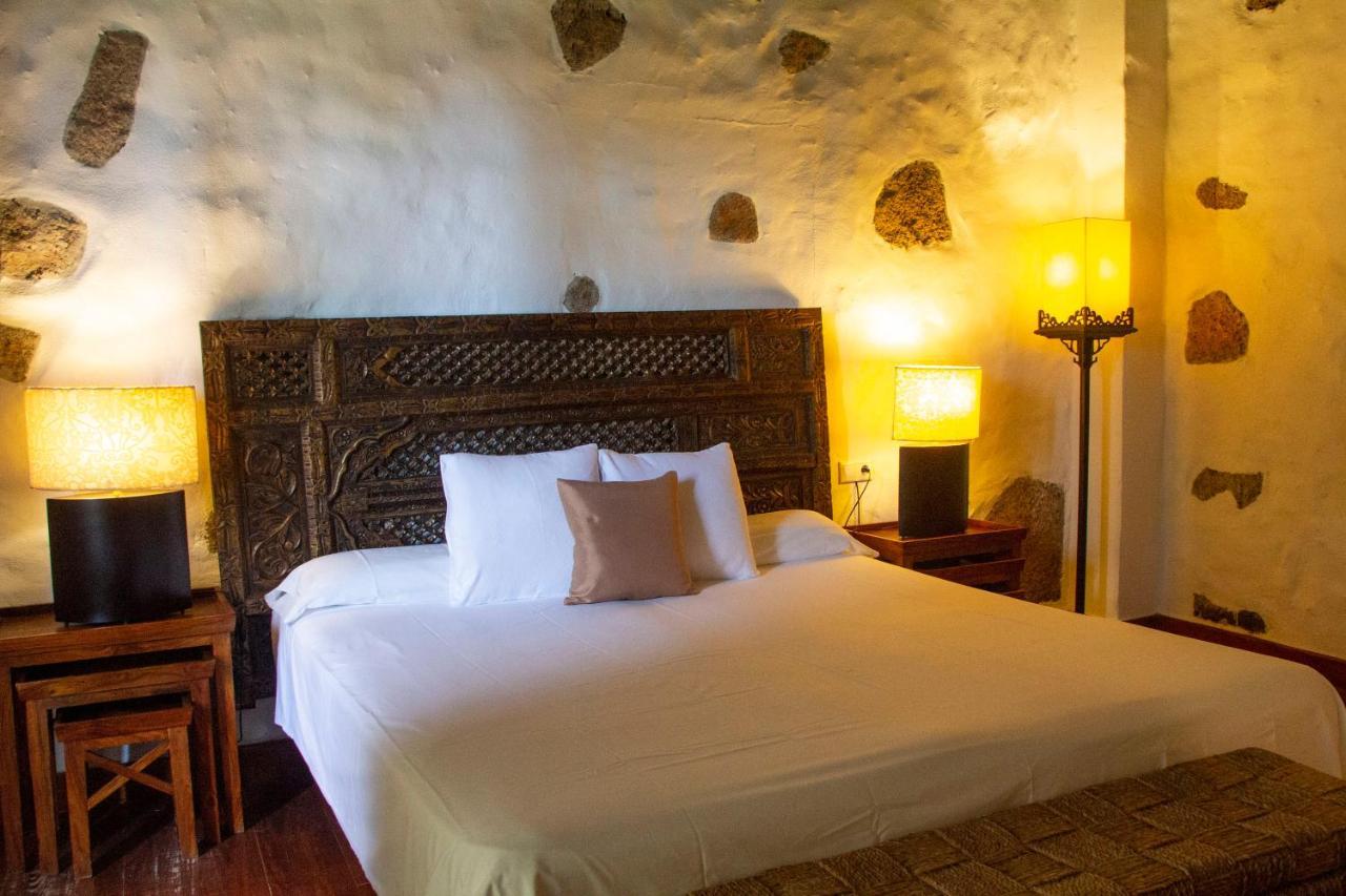 Hotel Boutique Oasis Casa Vieja La Oliva Esterno foto