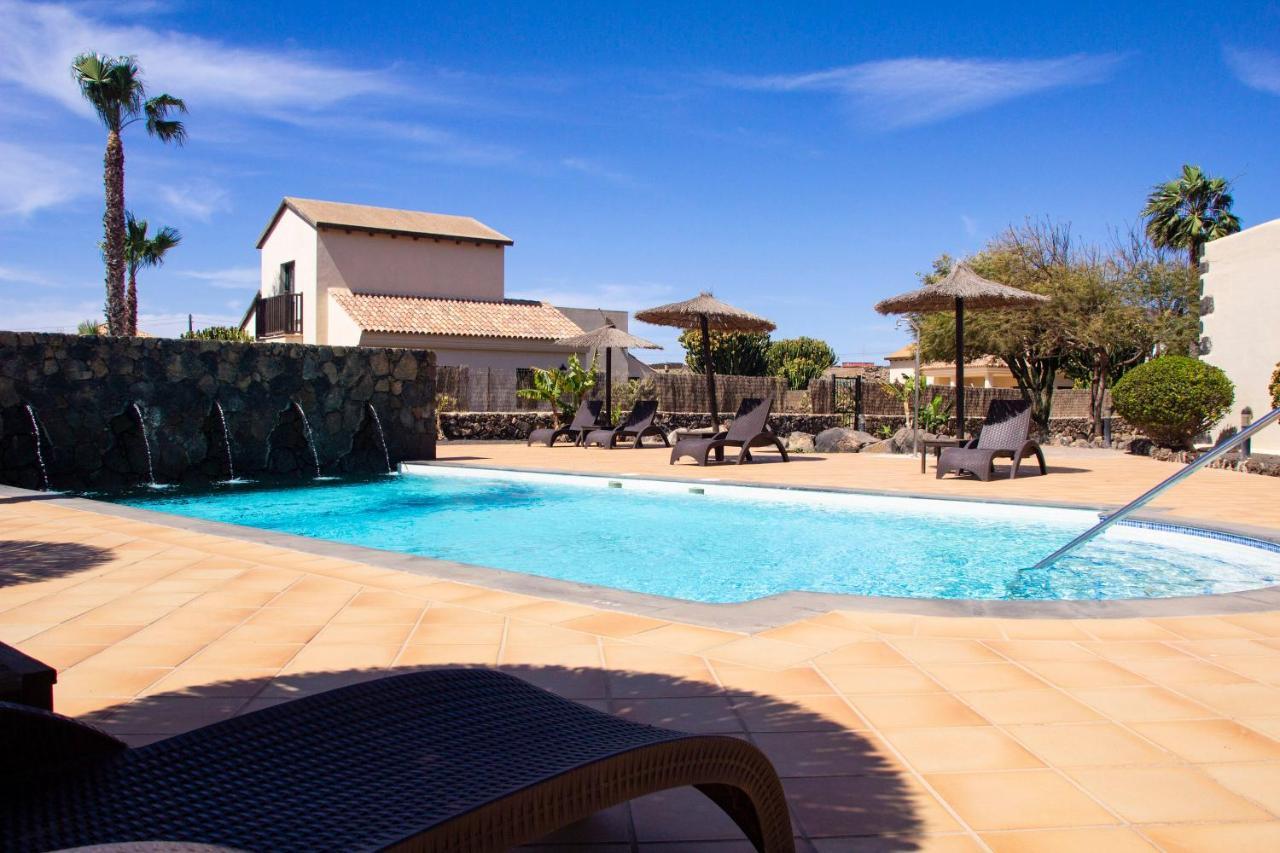 Hotel Boutique Oasis Casa Vieja La Oliva Esterno foto